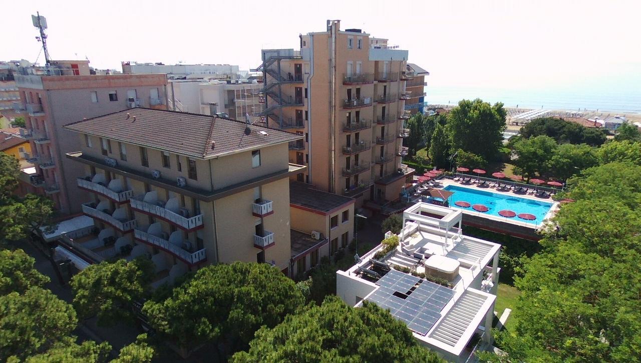 Hotel Sofia 리도 디 예솔로 외부 사진